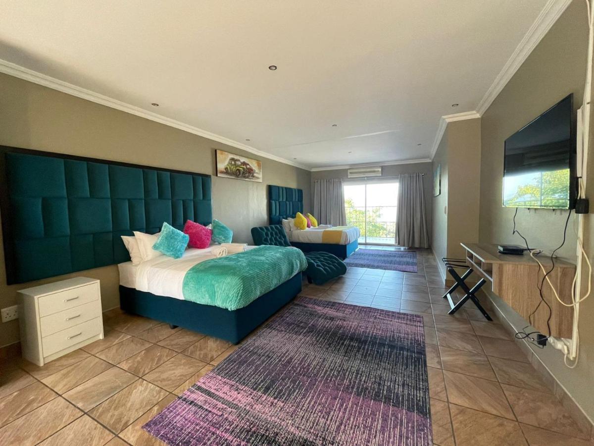 The Black Crown Hotel Hartbeespoort Buitenkant foto